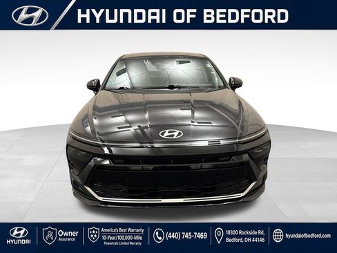 Used 2024 Hyundai Sonata SEL FWD image 2