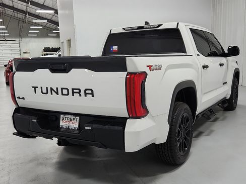 Used 2023 Toyota Tundra SR5 image 4