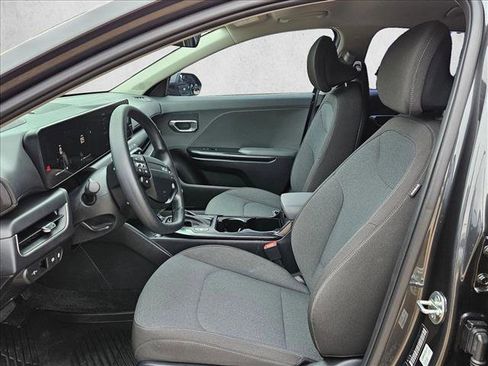 Used 2025 Kia K4 FWD image 14