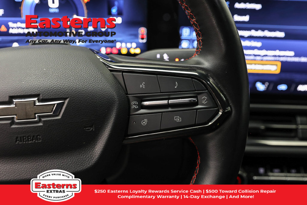 Used 2024 Chevrolet Equinox EV RS FWD image 16