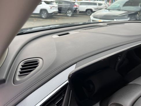 Used 2025 Buick Encore GX Preferred image 34