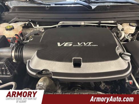 Used 2022 Chevrolet Colorado LT w/ LT Convenience Package image 38