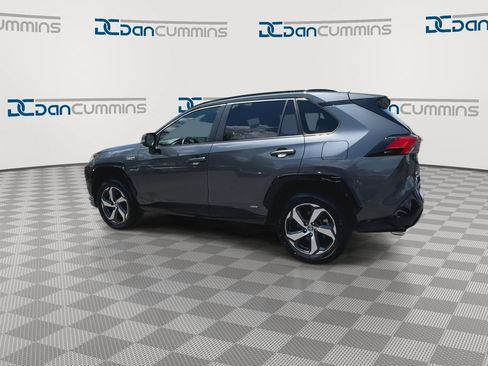 Used 2021 Toyota RAV4 SE AWD/4WD image 6