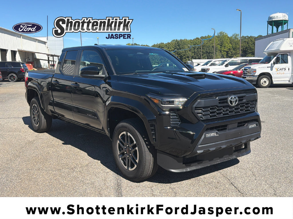 Used 2024 Toyota Tacoma TRD Sport RWD image 1