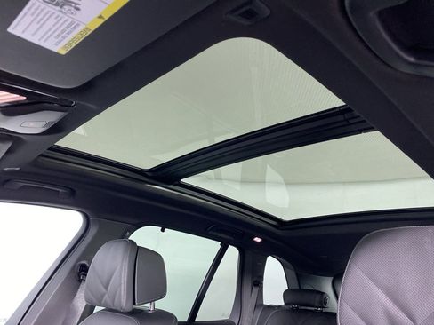 New 2026 BMW X5 M60i image 17