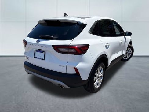 Used 2023 Ford Escape Active AWD/4WD image 4