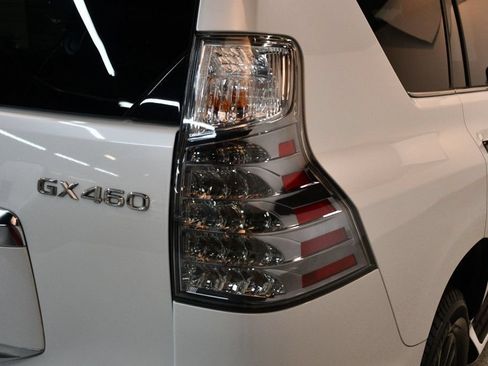 Used 2022 Lexus GX 460 Premium AWD/4WD image 15