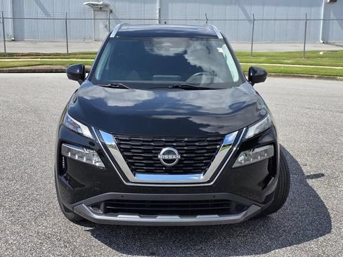 Used 2023 Nissan Rogue SL w/ SL Premium Package FWD image 2