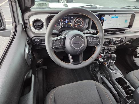 Used 2024 Jeep Wrangler Sport AWD/4WD image 7