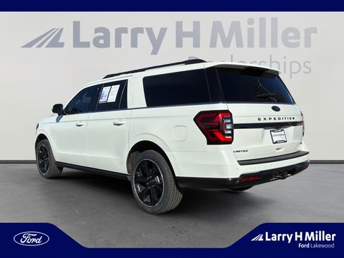 Used 2022 Ford Expedition Max Limited image 3