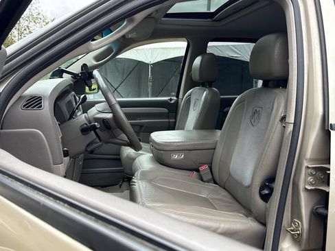 Used 2005 Dodge Ram 2500 Truck SLT AWD/4WD image 15