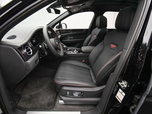 New 2024 Bentley Bentayga Extended Wheelbase image 20