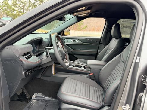 New 2026 Ford Explorer ST-Line w/ ST-Line Street Pack RWD image 14