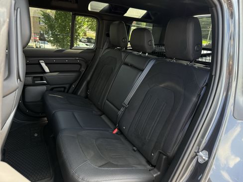 Used 2023 Land Rover Defender 110 Carpathian Edition AWD/4WD image 33