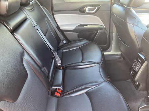 Used 2023 Jeep Compass Limited AWD/4WD image 12