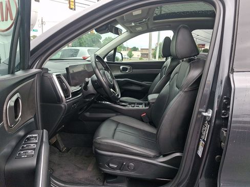 Used 2024 Kia Sorento X-Line EX AWD/4WD image 16