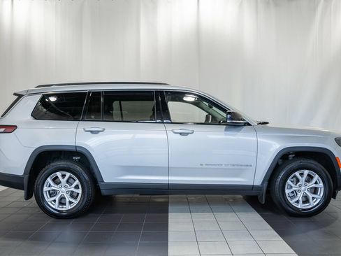 Used 2023 Jeep Grand Cherokee L Limited AWD/4WD image 3