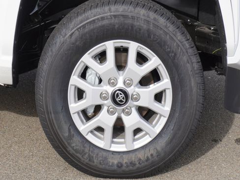 New 2026 Toyota Tacoma SR image 5