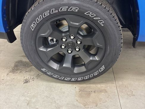 New 2026 RAM 1500 4x4 Crew Cab image 39