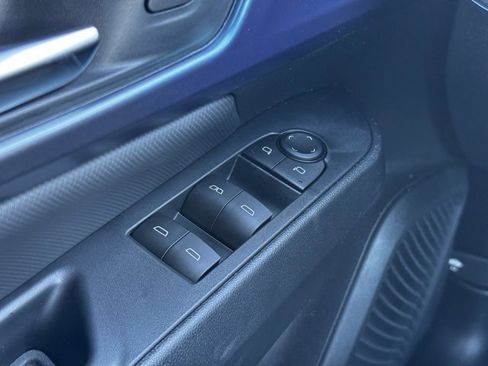 New 2026 Chevrolet Equinox EV LT image 31