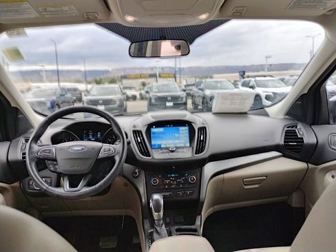 Used 2019 Ford Escape SEL image 13