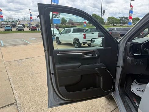Certified 2024 Chevrolet Silverado 1500 RST AWD/4WD image 13