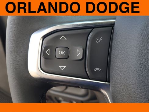 New 2026 RAM 1500 4x4 Crew Cab image 15