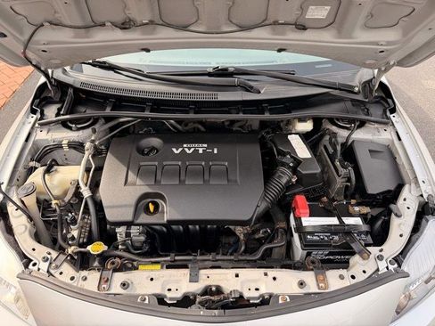 Used 2010 Toyota Corolla Base image 20