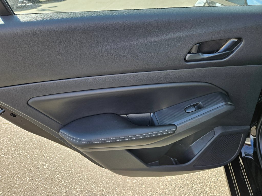 Used 2026 Nissan Altima 2.5 SV FWD image 14