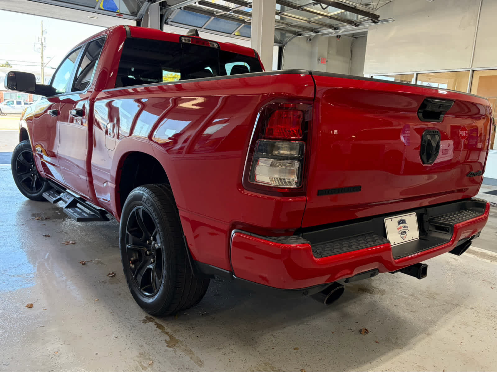 Used 2023 RAM 1500 Big Horn AWD/4WD image 5