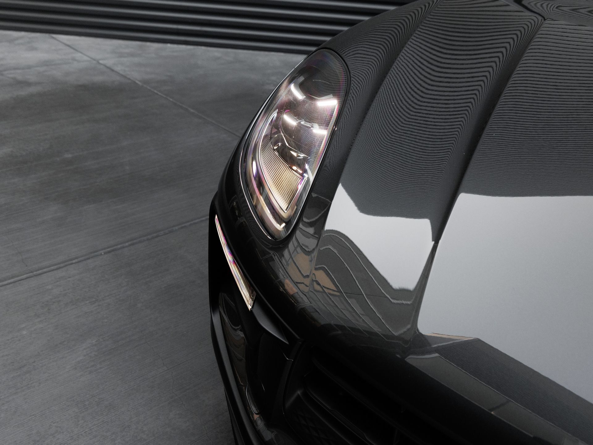 Certified 2026 Porsche Macan AWD/4WD image 38