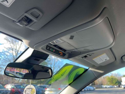 Used 2024 Chevrolet Equinox LS w/ LS Convenience Package FWD image 10