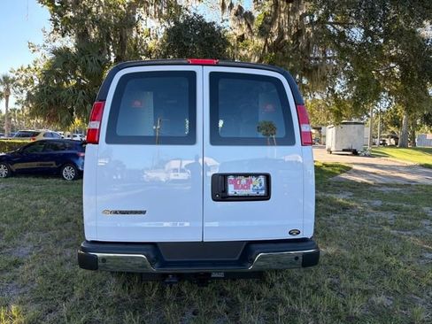 New 2025 Chevrolet Express 2500 Work Van 3D Cargo Van w/ Driver Convenience Package RWD image 10
