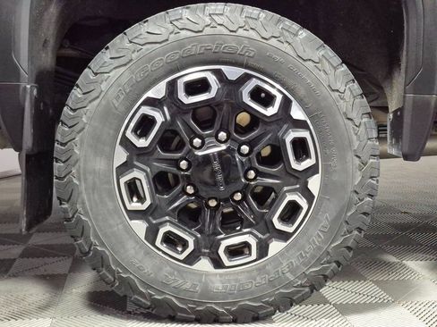 Certified 2022 GMC Sierra 3500 AT4 image 24