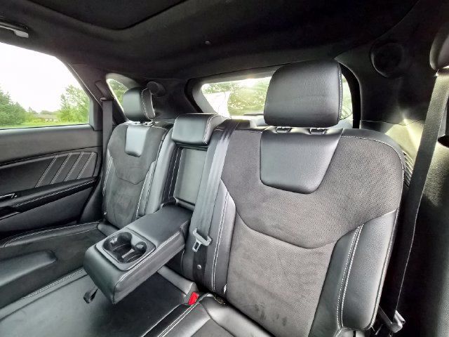 Used 2019 Ford Edge ST w/ Equipment Group 401A AWD/4WD image 33