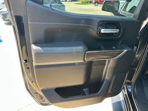Used 2020 Chevrolet Silverado 1500 RST AWD/4WD image 27
