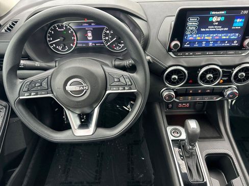 Used 2024 Nissan Sentra SV image 13