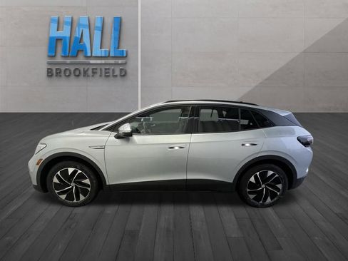 Certified 2022 Volkswagen ID.4 Pro image 2