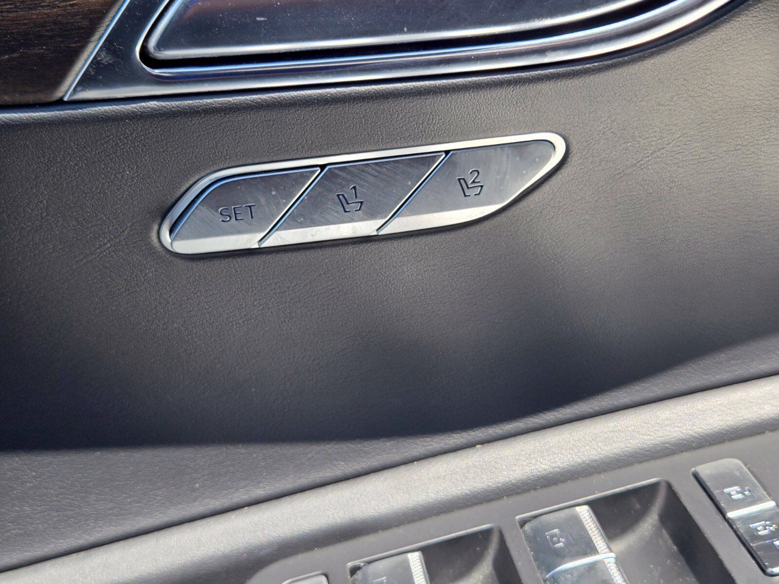 Used 2024 Genesis GV80 2.5T AWD/4WD image 37