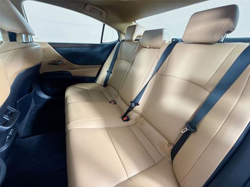 Used 2023 Lexus ES 350 w/ Premium Package image 29