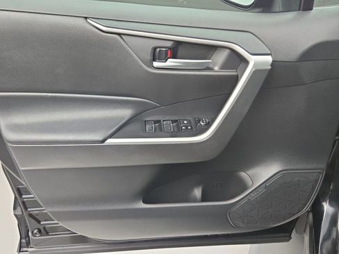 Certified 2025 Toyota RAV4 XLE w/ Convenience Package AWD/4WD image 16
