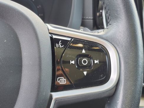 Used 2022 Volvo XC60 B5 Inscription image 20