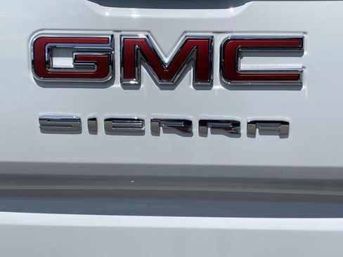 Used 2025 GMC Sierra 1500 Elevation RWD image 5