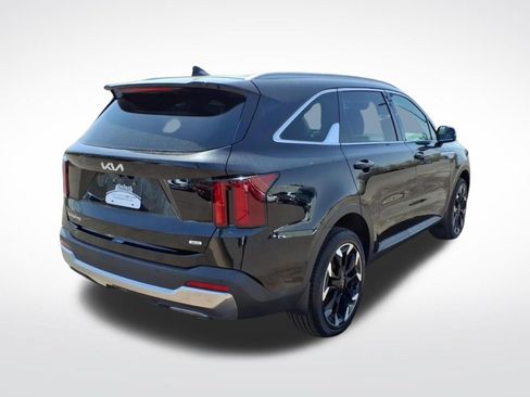 Used 2024 Kia Sorento EX AWD/4WD image 5