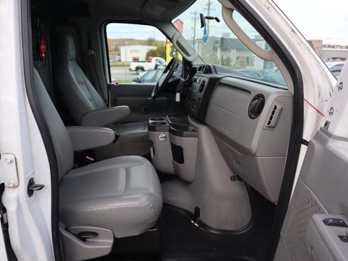 Used 2013 Ford E-250 and Econoline 250 w/ Commercial Cargo Van Pkg image 14