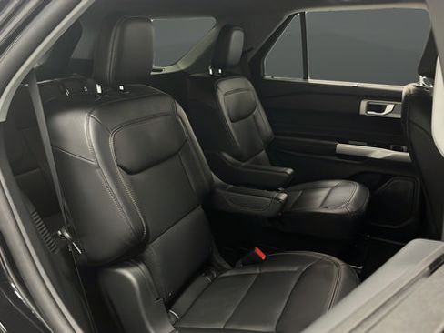 Used 2023 Ford Explorer Limited w/ Hybrid Equipment Group 310A AWD/4WD image 25