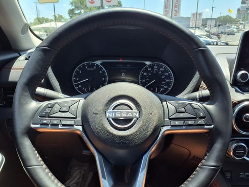Used 2025 Nissan Sentra SR w/ SR Premium Package FWD image 24
