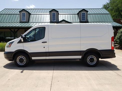 Used 2016 Ford Transit 150 130 Low Roof RWD image 2