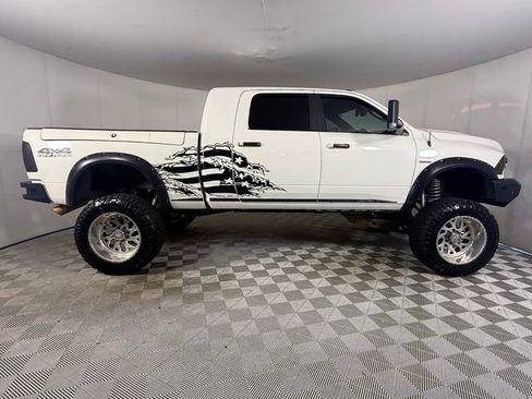 Used 2018 RAM 2500 Limited AWD/4WD image 6