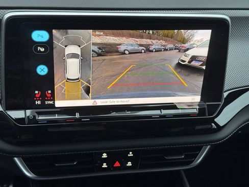 New 2026 Volkswagen Atlas Cross Sport SEL Premium R-Line image 20